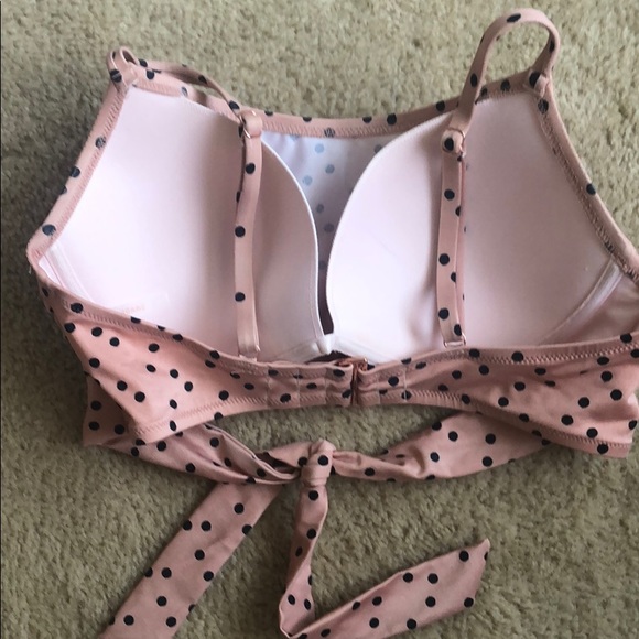 Target swimsuit top! - Picture 3 of 4